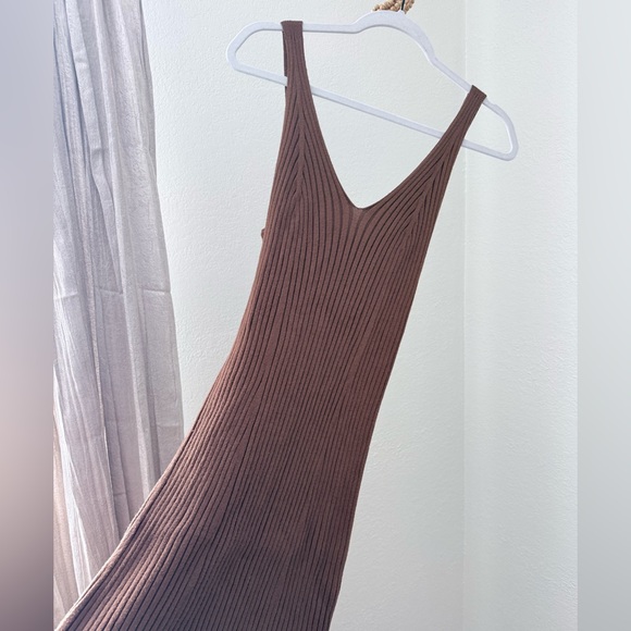 Brown Ribbed Sweater Dress - Picture 3 of 7